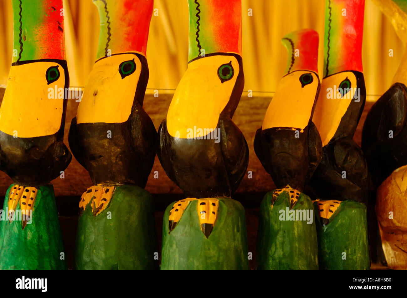 Mexiko, Riviera Maya, Carved Tukane Stockfoto