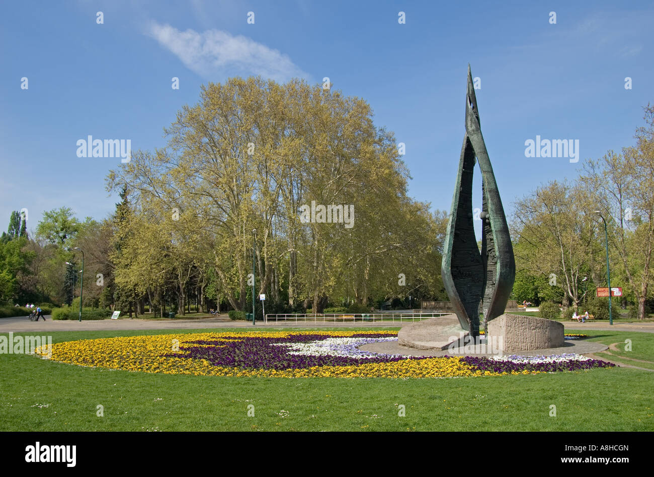 Budapest, Ungarn. Margit Sziget (Margareteninsel) an der Donau. Centennial-Denkmal Stockfoto
