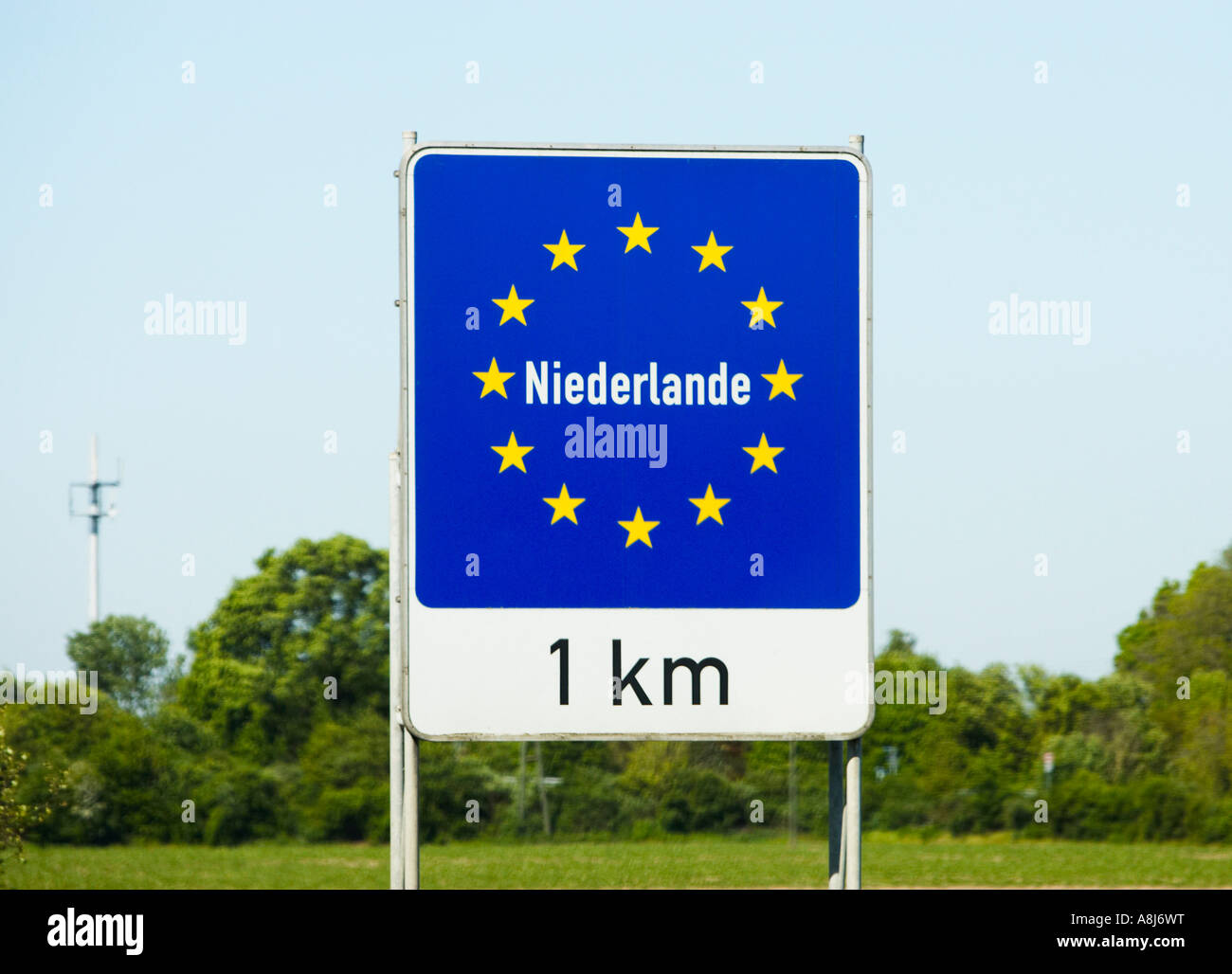 Autobahn Grenze überschreiten Zeichen in den Niederlanden ...