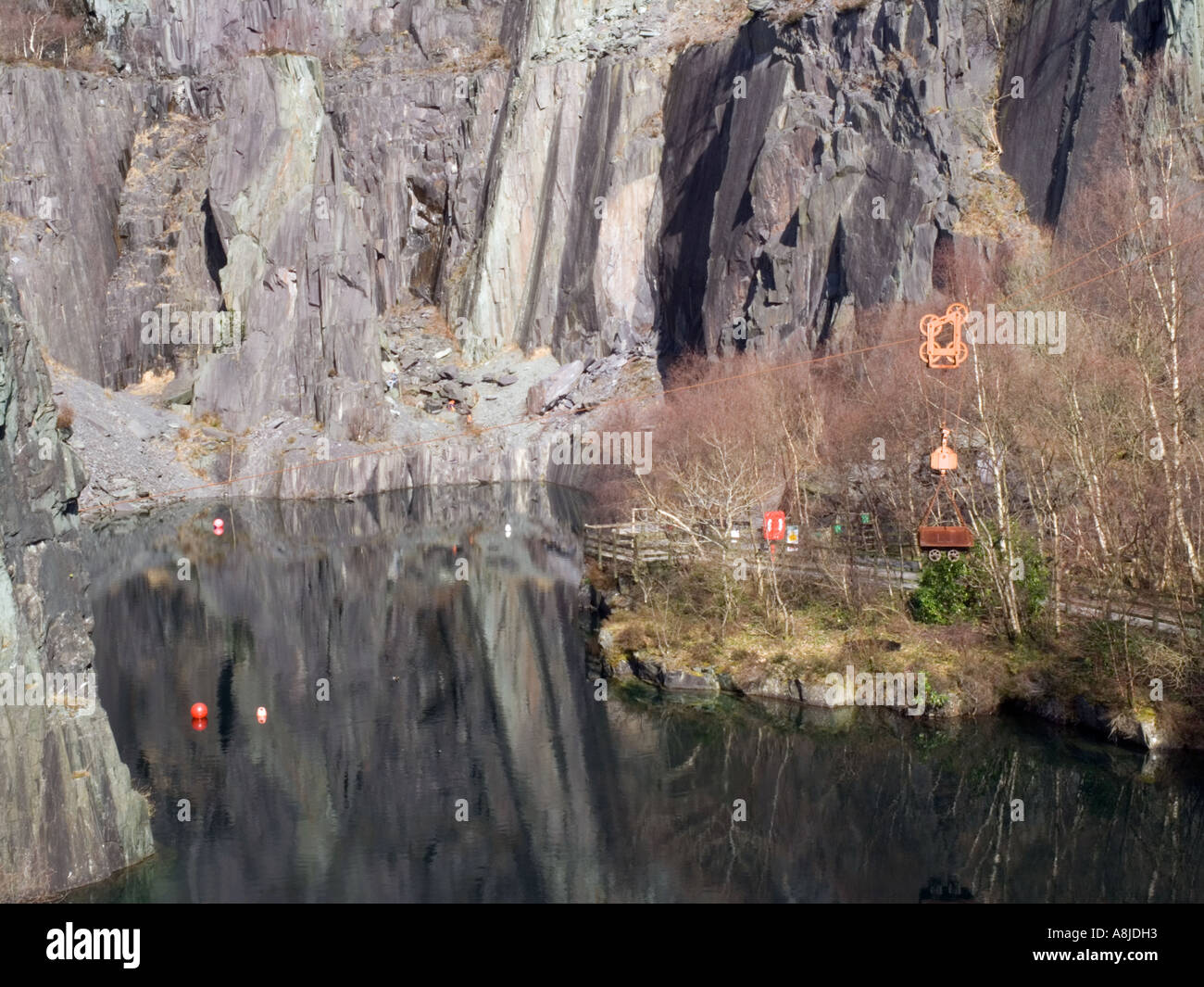 Stillgelegten Vivian Schiefer Steinbruch Tauchzentrum im Padarn Country Park in Snowdonia "National Park". Llanberis Gwynedd Nordwales UK Stockfoto