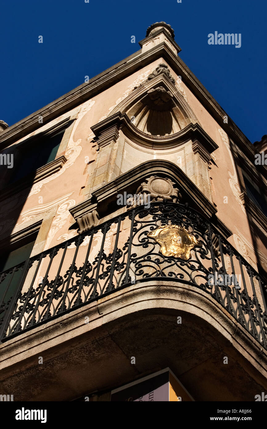 Ecke Detail im Museu Frederic Mares im Carrer Dels Comtes de Barcelona in Barcelona Spanien Stockfoto