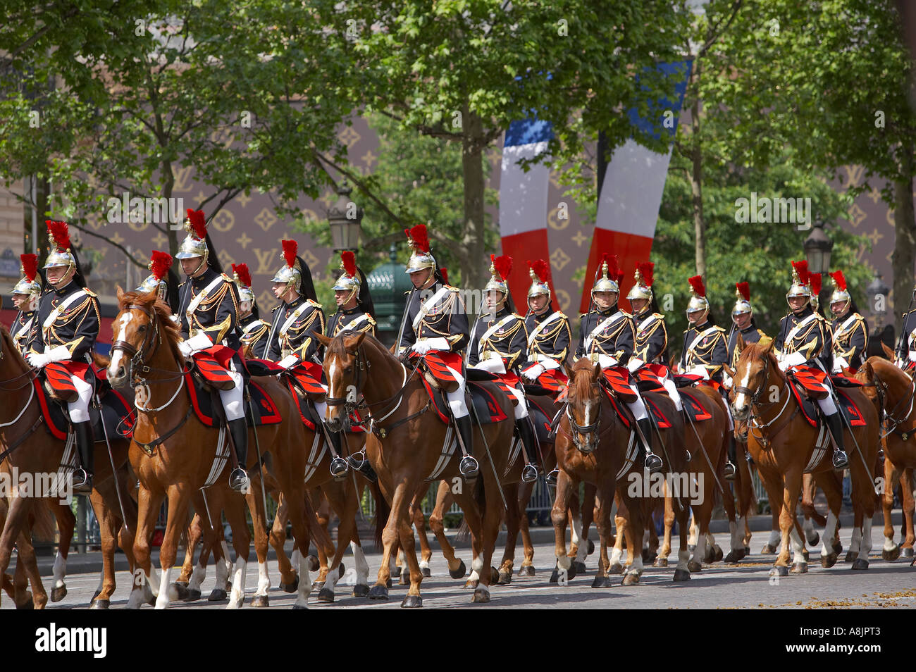 Französische Kavallerie Presidential Eskorte auf dem Champs Elysses Paris Frankreich Stockfoto