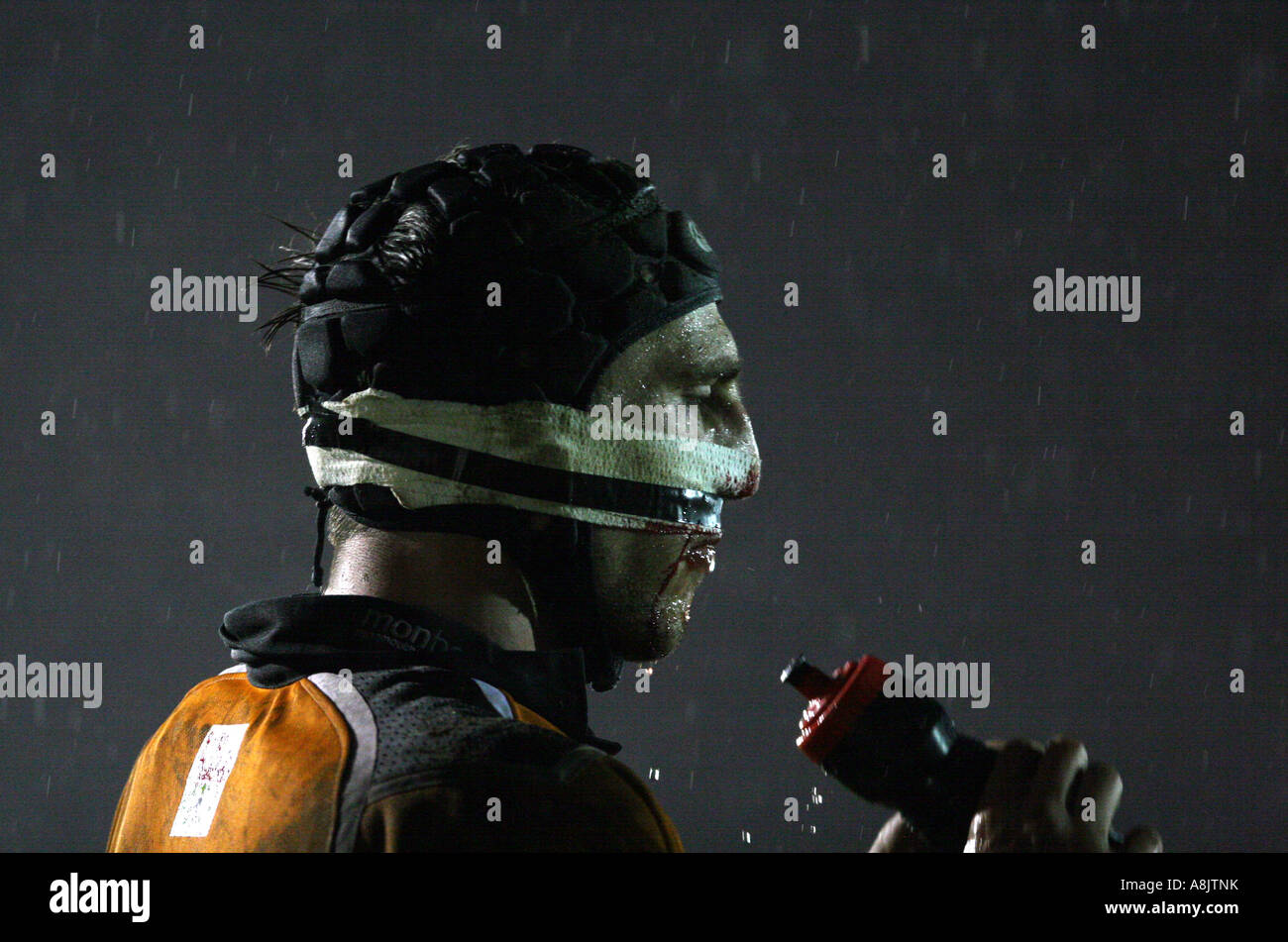 Luke Charteris Newport Gwent Drachen und Cardiff Blues Rodney Parade Newport Stockfoto