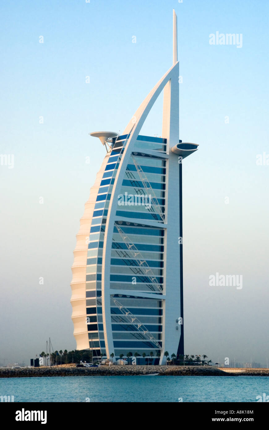 Mittlerer Osten VAE Vereinigte Arabische Emirate Dubai Burj al Arab tagsüber Stockfoto