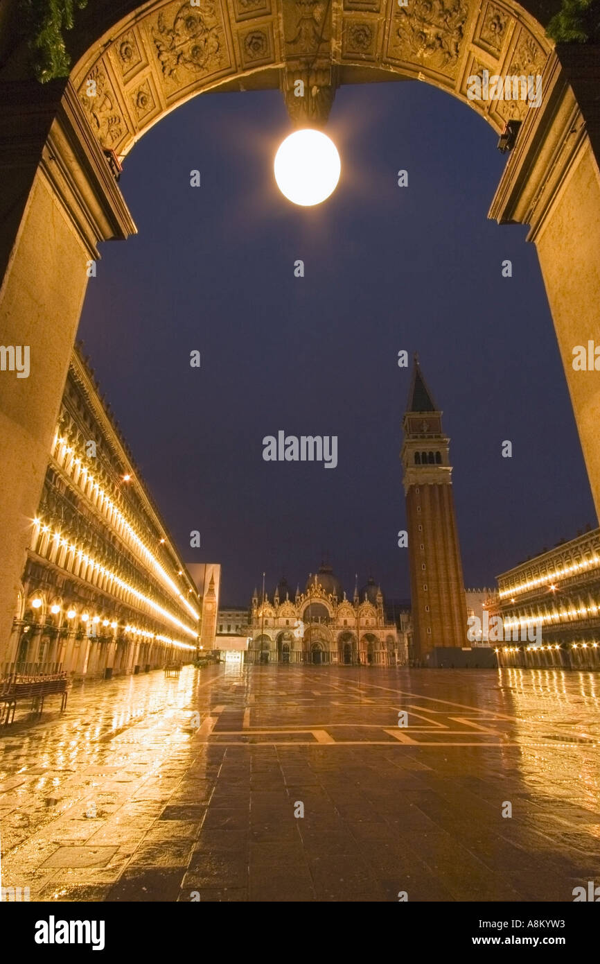 Markus s Square und Campanile Venedig Venetto Venezia Italien Italia Stockfoto