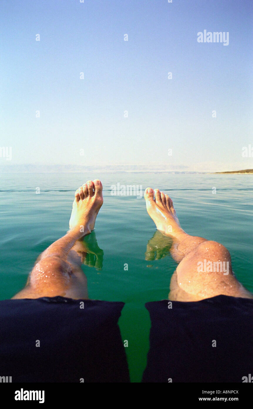 Floating - Totes Meer, Jordanien Stockfoto