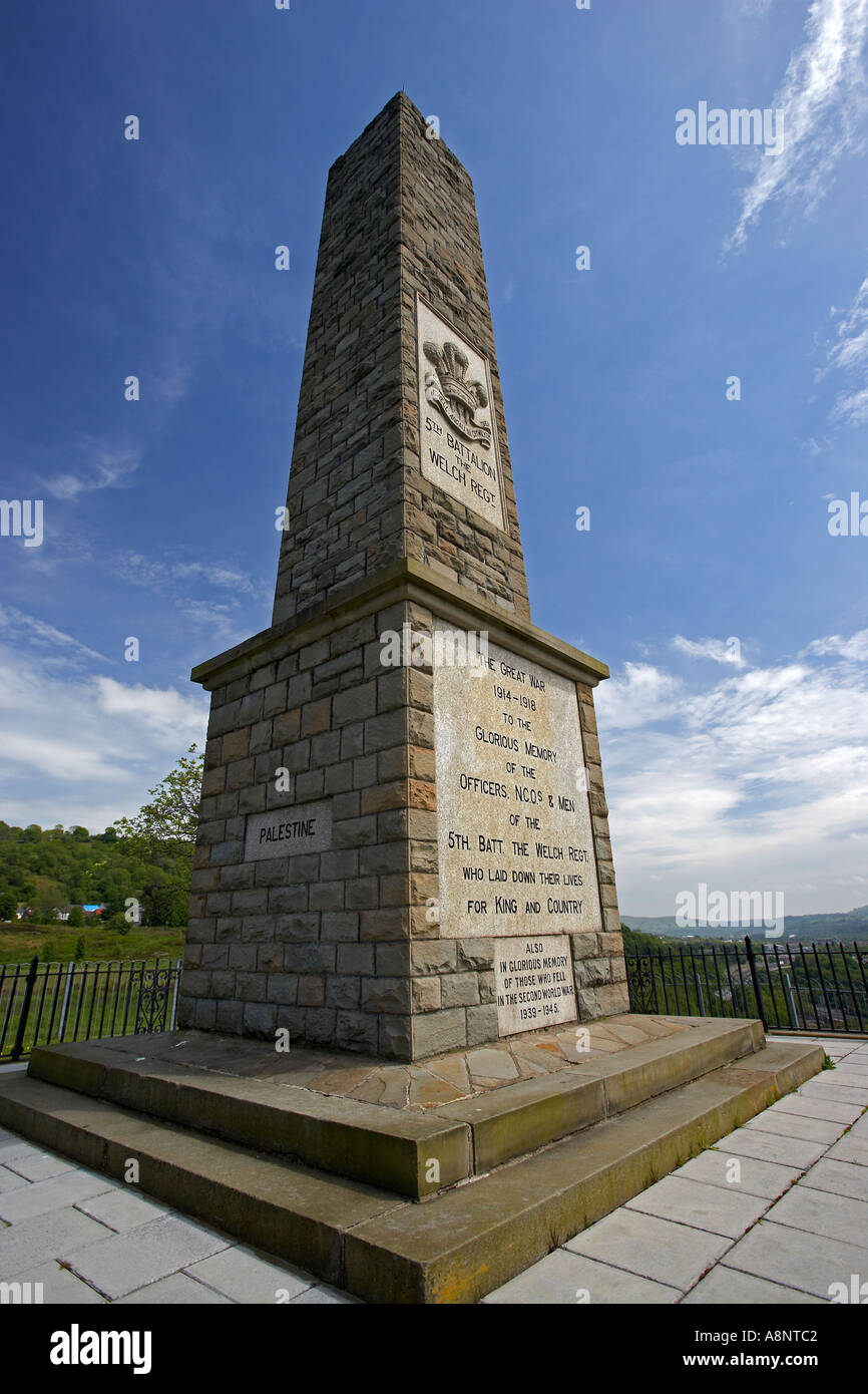 Kriegerdenkmal gewidmet der 5. Bataillon Welch Regiment, Pontypridd, South Wales, UK Stockfoto