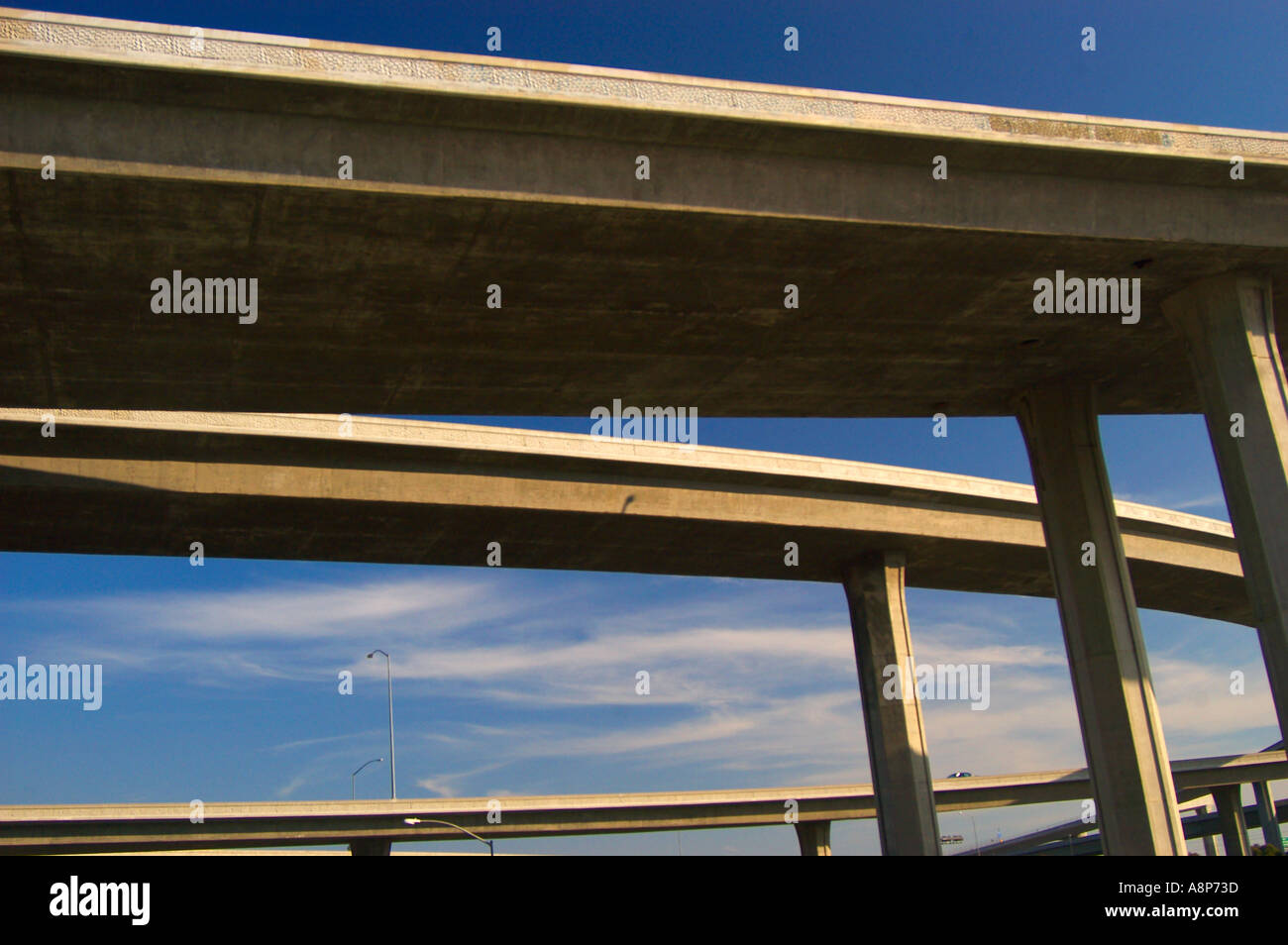 Los Angeles-Autobahnen in den Himmel Stockfoto