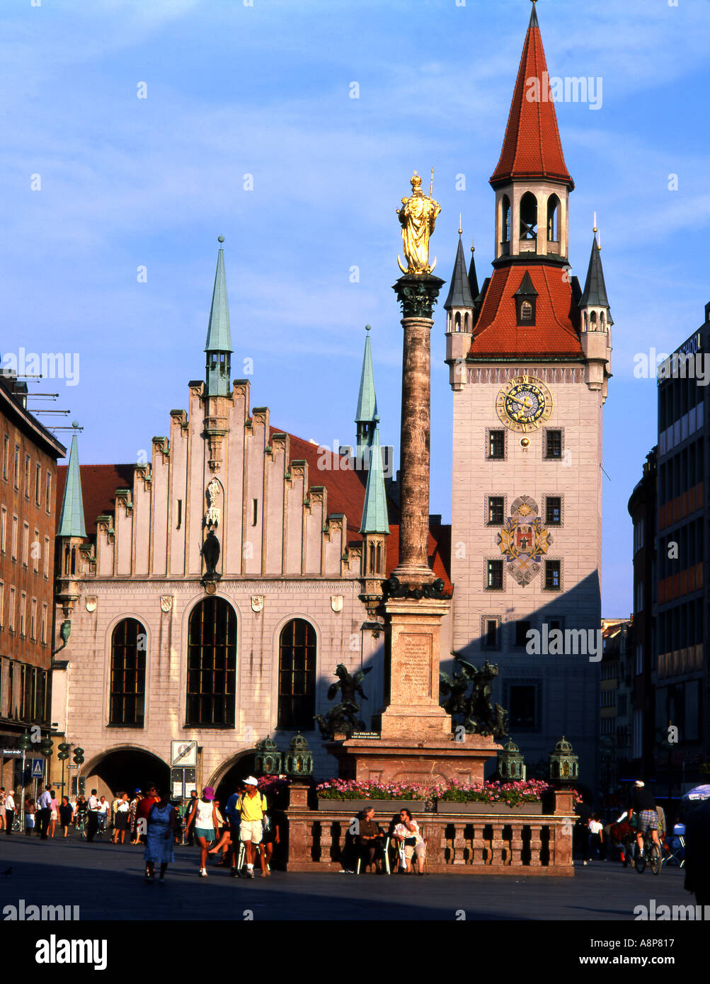 Alten rathaus münchen -Fotos und -Bildmaterial in hoher Auflösung – Alamy
