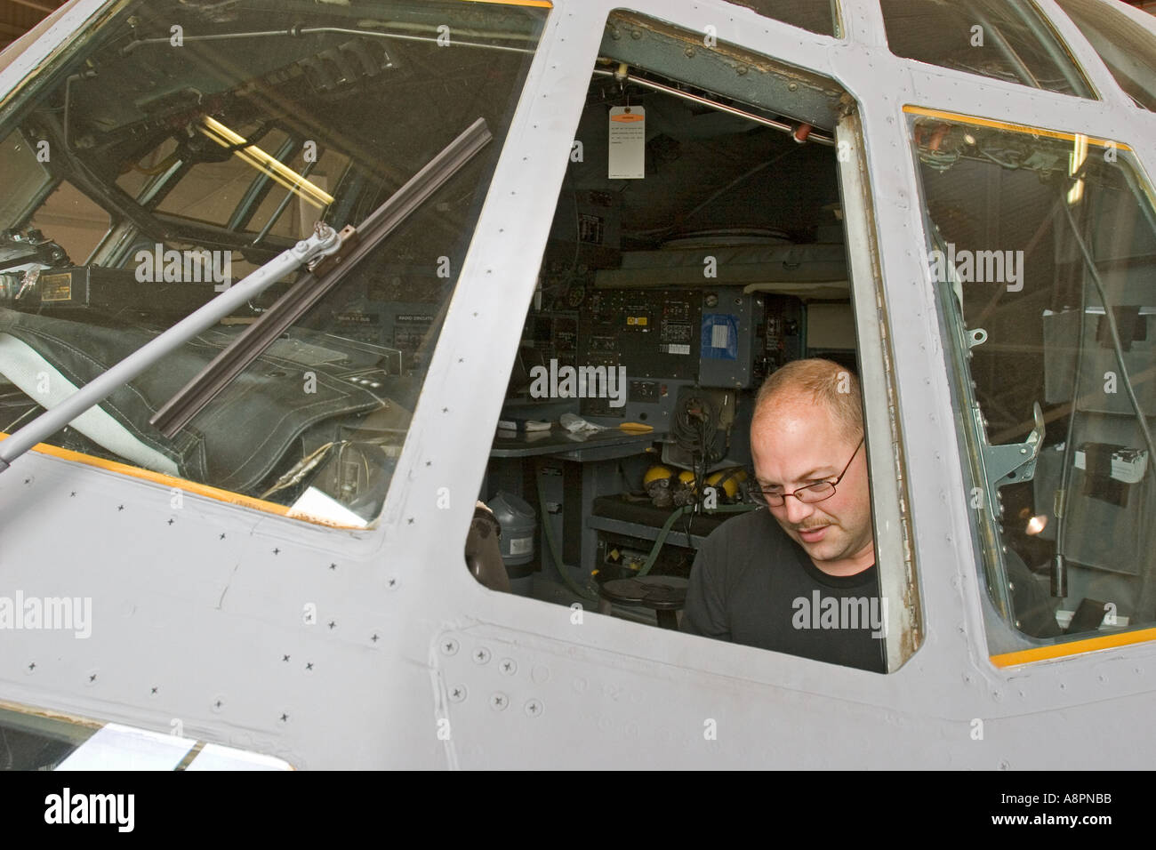 Military Aircraft Maintenance Stockfoto