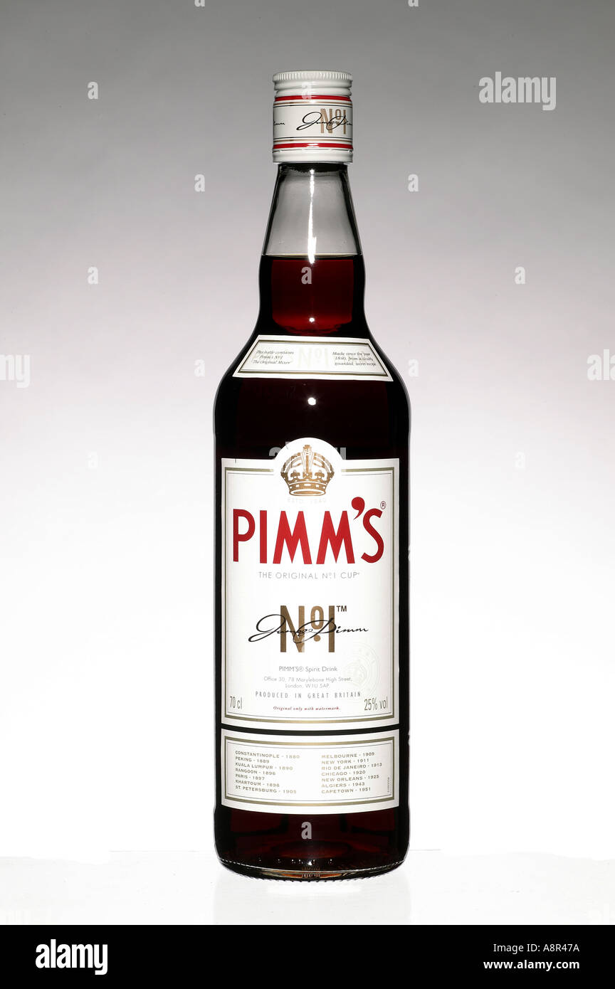 Eine Flasche Pimms Stockfoto