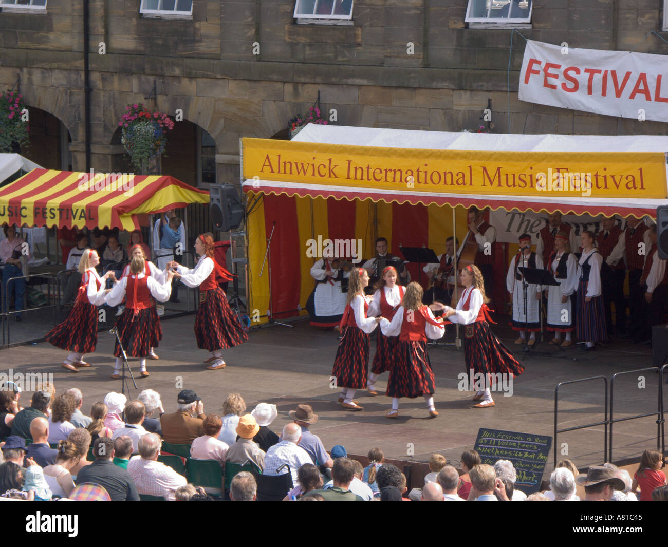 Finnische volksmusik -Fotos und -Bildmaterial in hoher Auflösung – Alamy
