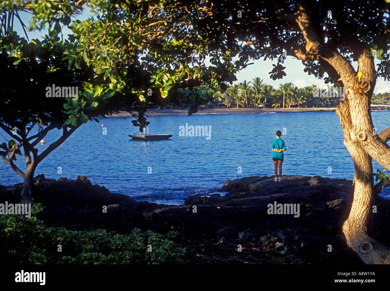 Leute, Frau, Weiblich, Tourist, Kona Village Resort, Kona Village Resort, Kailua-Kona, Kohala Coast, Hawaiis Big Island, Hawaii Stockfoto