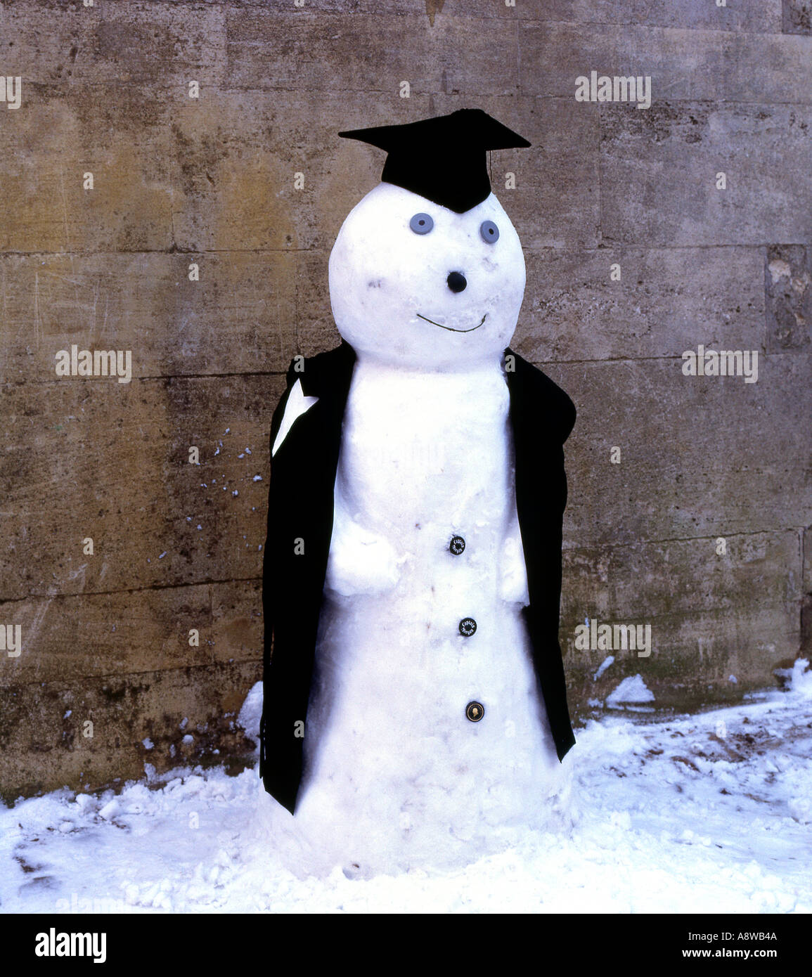 Schneemann Don oder Student in Durchgang in Oxford. England Stockfoto