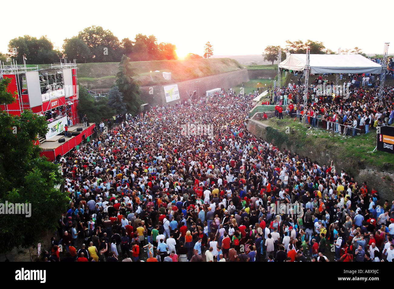 Tanz Arena beim Exit Festival, Novi Sad, Serbien und Montenegro Stockfoto