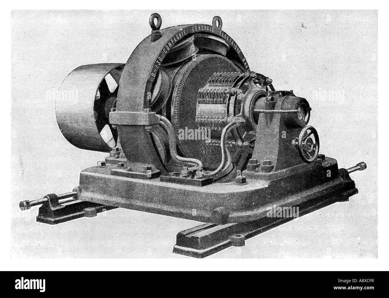 GENERAL ELECTRIC COMPANY ACHT POLE GENERATOR Stockfoto