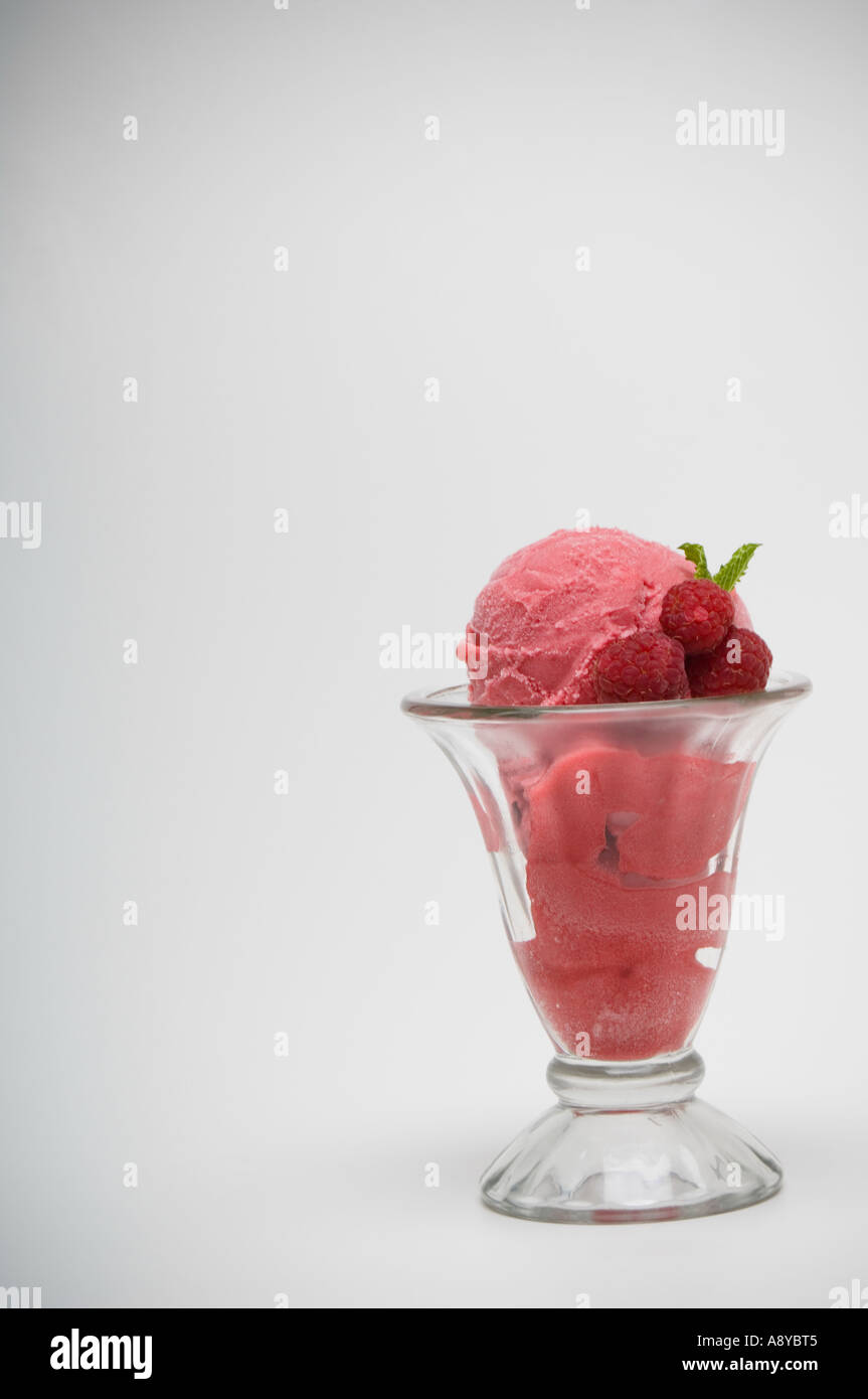 Himbeer-sorbet Stockfoto