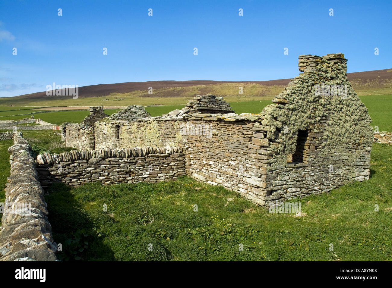Dh Westness ROUSAY ORKNEY Skaill Bauernhof Bauernhof Ruinen der alten Wikingersiedlung Farmen verlassen Stockfoto