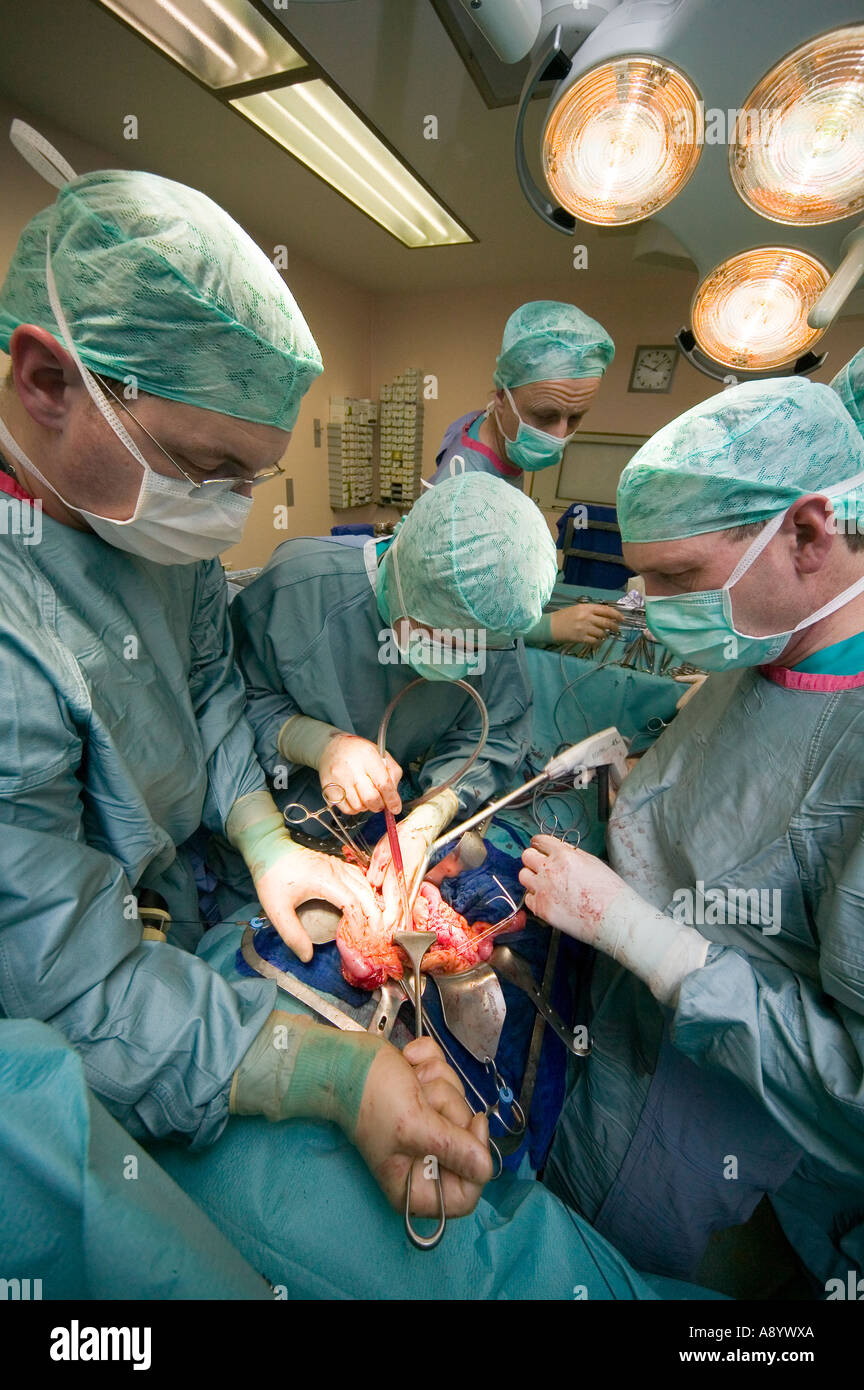 Chirurgen Bauchchirurgie Krebs Operation OP-Saal Stockfoto