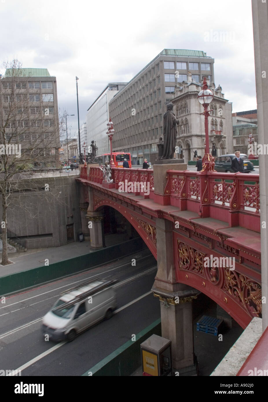 Holborn Viaduct über Farringdon Street, City of London Stockfoto