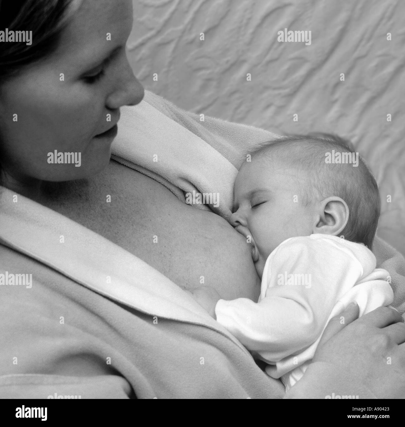 Stillen Baby Mutter Tochter Stockfoto
