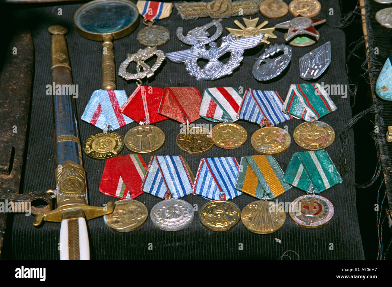 Krieg Medaillen für den Verkauf auf Stall, Sofia, Bulgarien Stockfoto