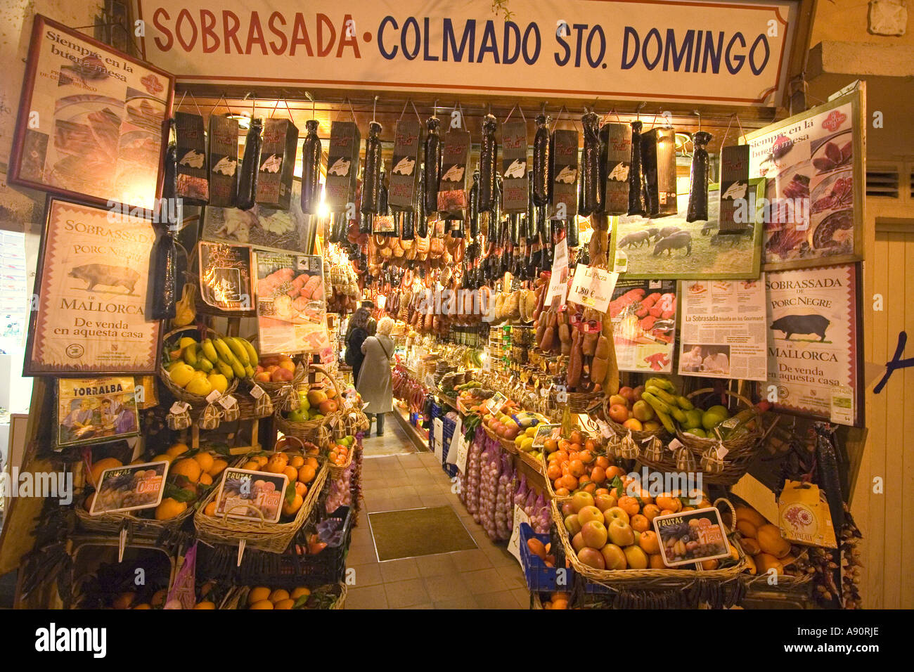 Mallorca Palma de Mallorca Altstadt Sobrasada Colmado Sto Domingo Feinkostgeschäft Stockfoto