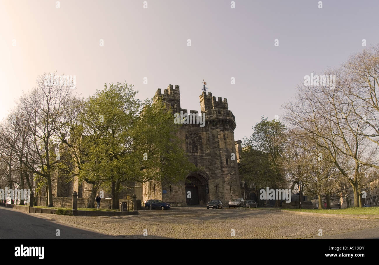 Eingangstor zum Lancaster Castle Lancashire England UK Stockfoto