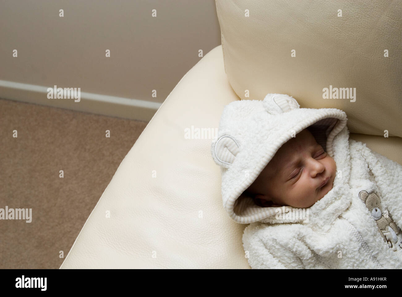 Ausgesetztes neugeborenes baby Stockfoto
