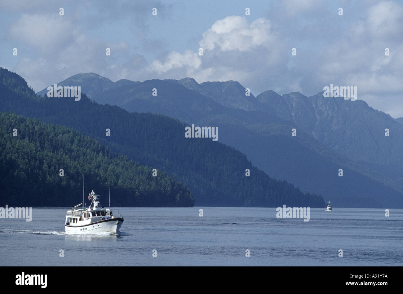 Kanada, British Columbia, Inside Passage, Jacht tritt Khutze Inlet Stockfoto