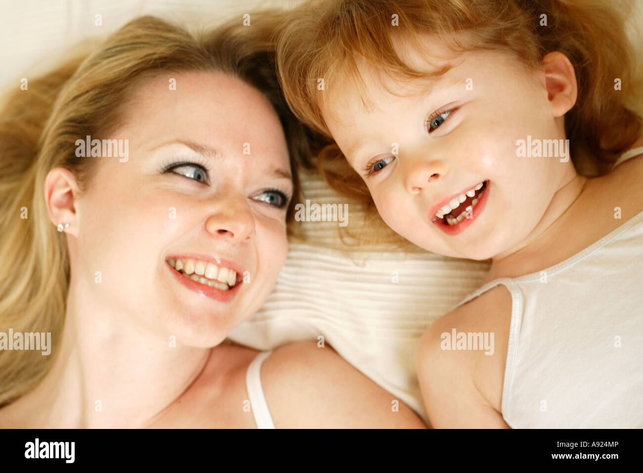 Porträt von Mutter und Tochter Stockfoto