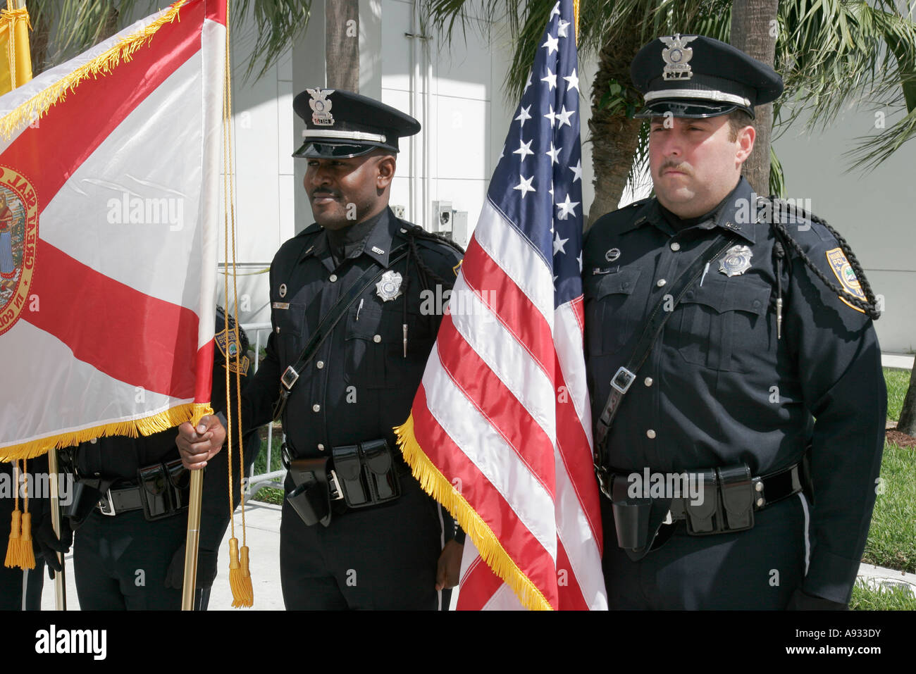 Miami Beach Florida, Polizeihauptquartier, Memorial Day Service, Veranstaltung, feierlich, Krieg, Militär, Zeremonie, Schwarze Schwarze Afrikaner ethnische Minderheit, Anzeige für Erwachsene Stockfoto