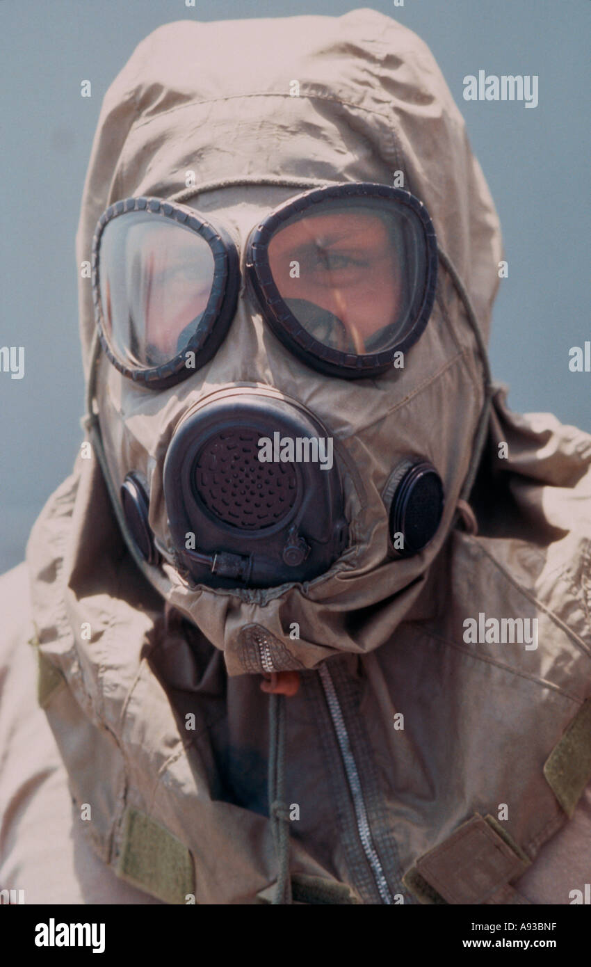 Marine mit Schutzausrüstung bei nuklearen biologische chemische Kriegsführung Training Desert Shield Saudi Arabien Stockfoto