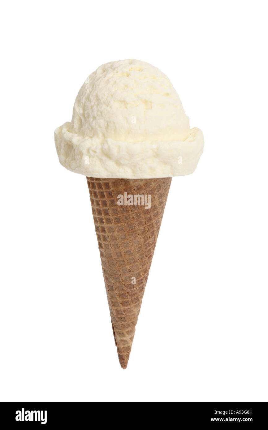Vanille-Eiscreme-Kegel Ausschneiden auf weißem Hintergrund Stockfoto