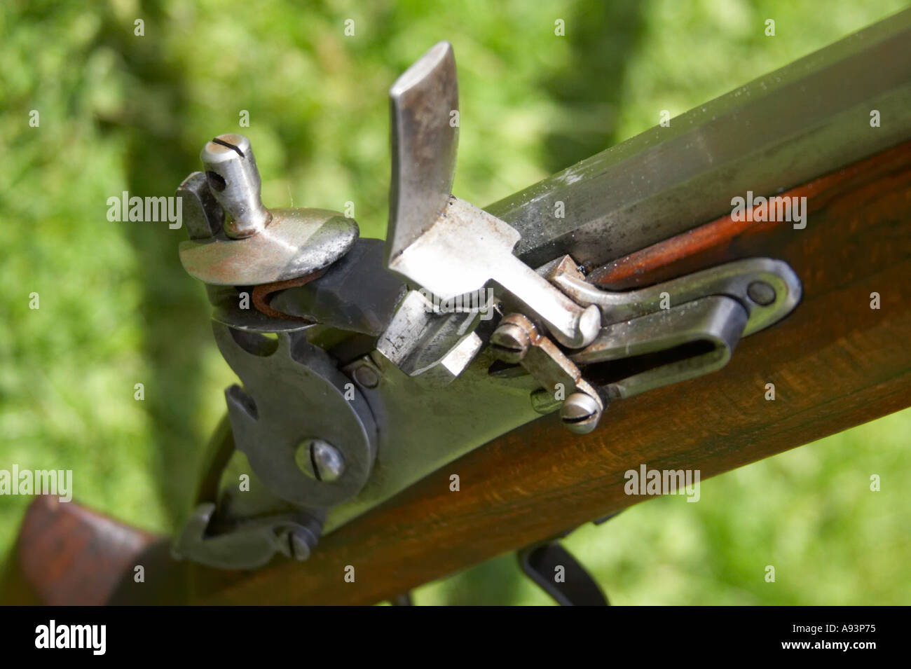 Steinschloss-Flinte Feuermechanismus Stockfoto