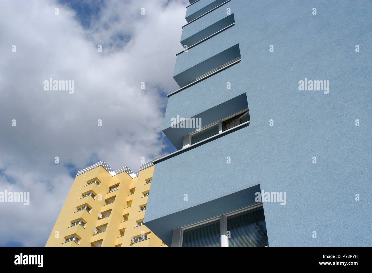 Wohngebäude in der Großfeldsiedlung in Wien Stockfoto