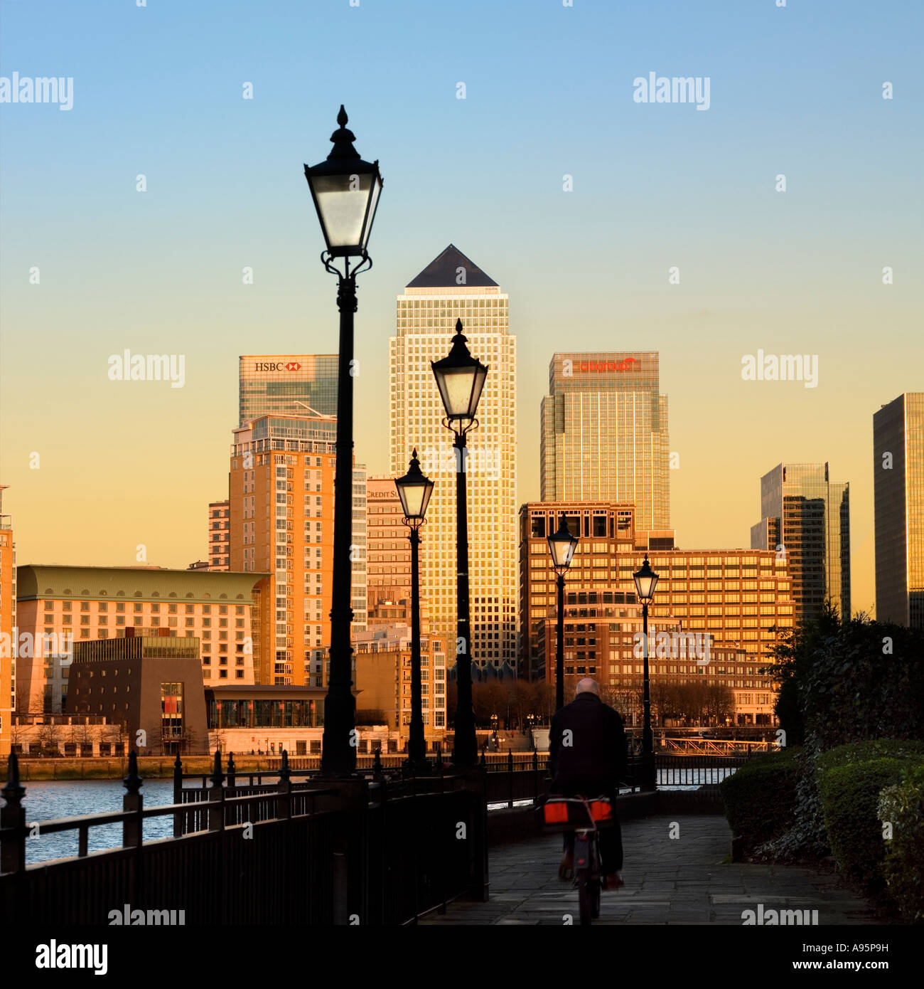 Canary wharf London England uk in der Abendsonne Stockfoto