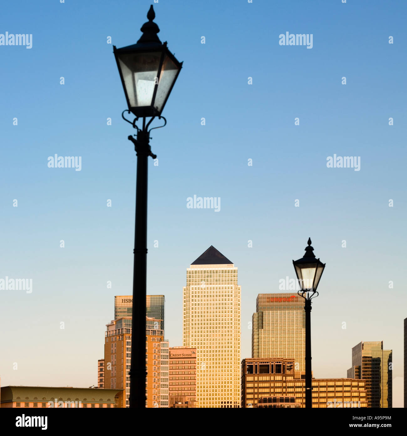 Canary wharf London England uk in der Abendsonne Stockfoto