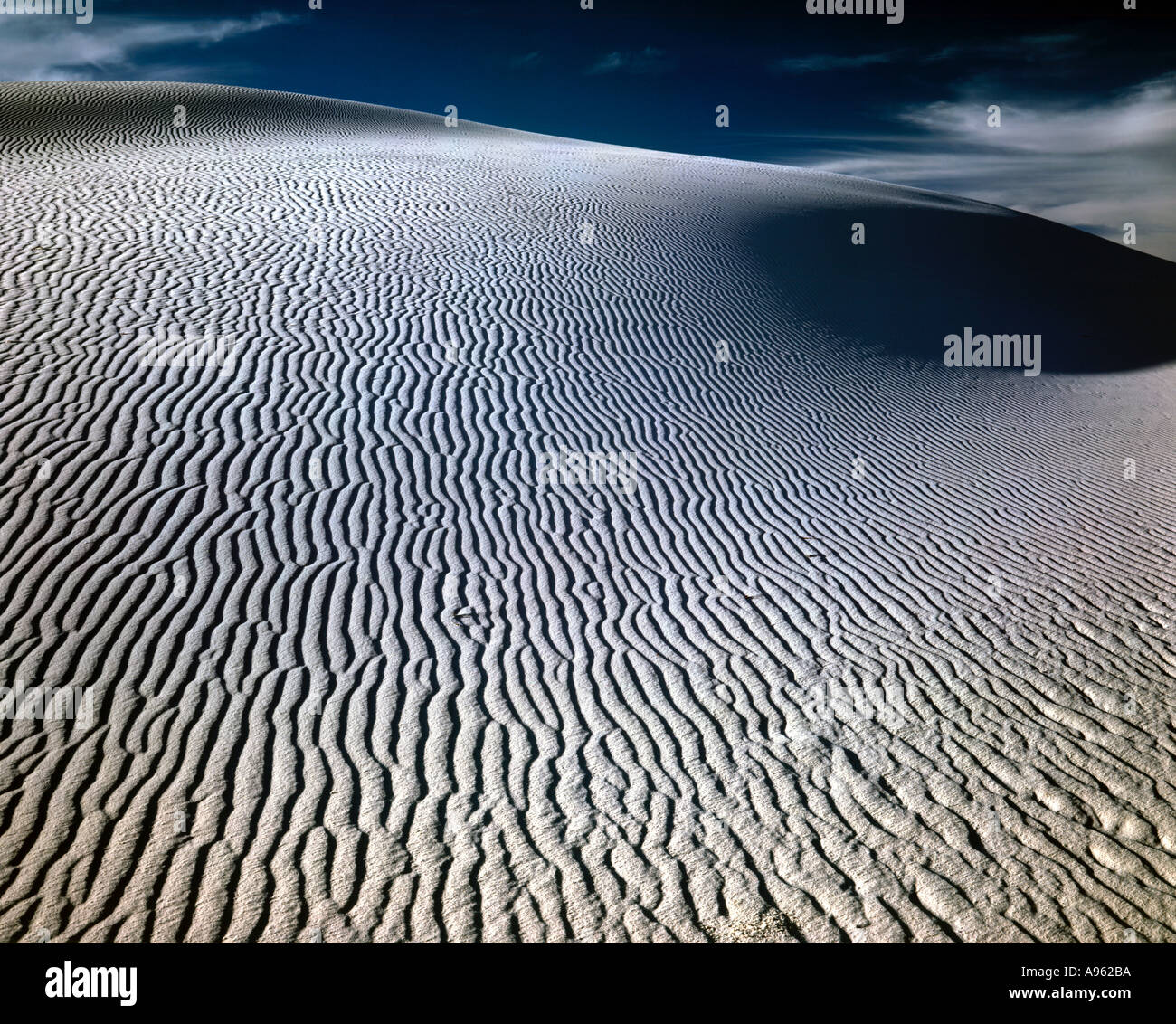 White Sands National Monument in New Mexiko zeigt Windmuster in den sand Stockfoto