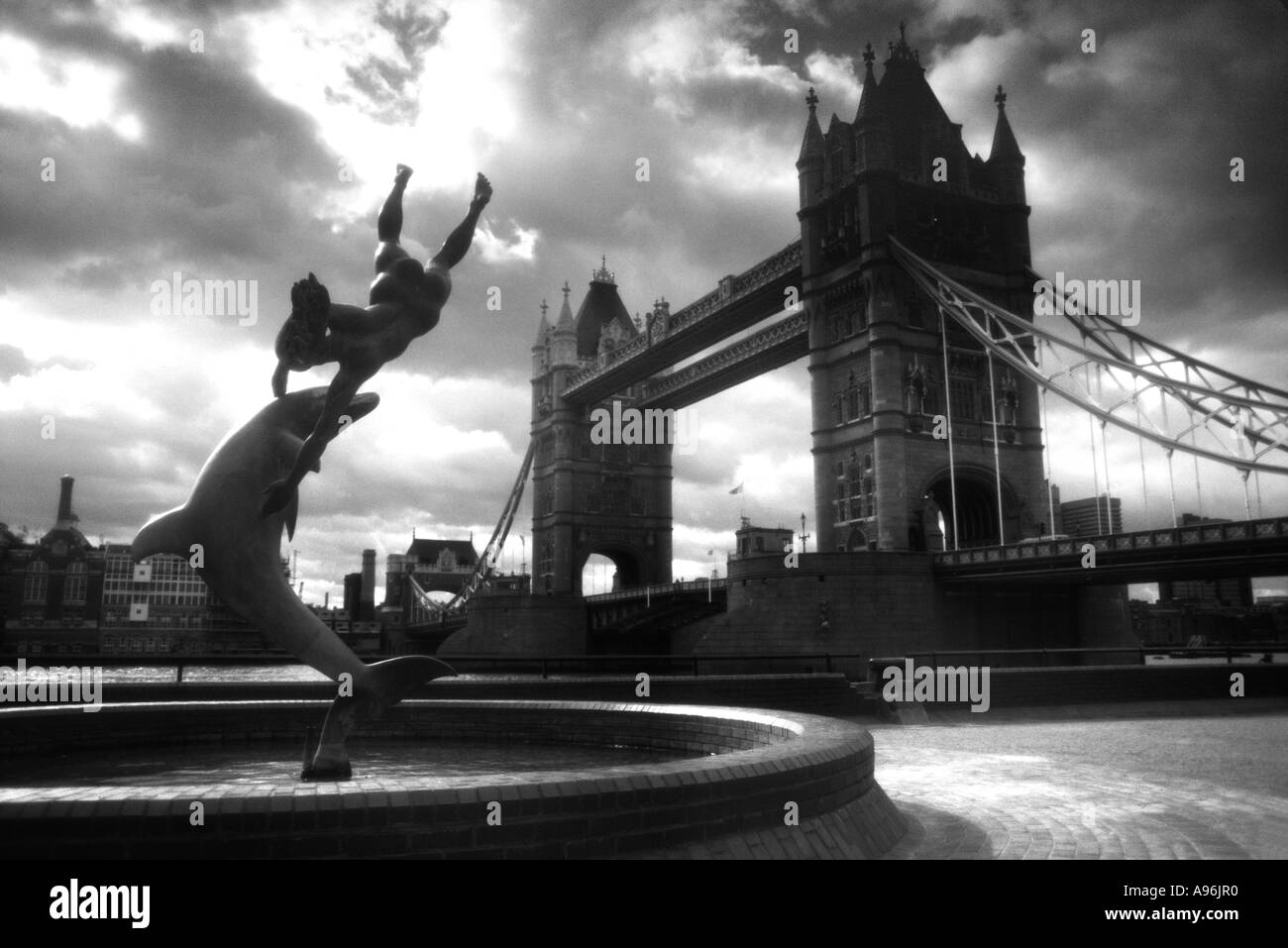 Tower Bridge London England UK Großbritannien Stockfoto