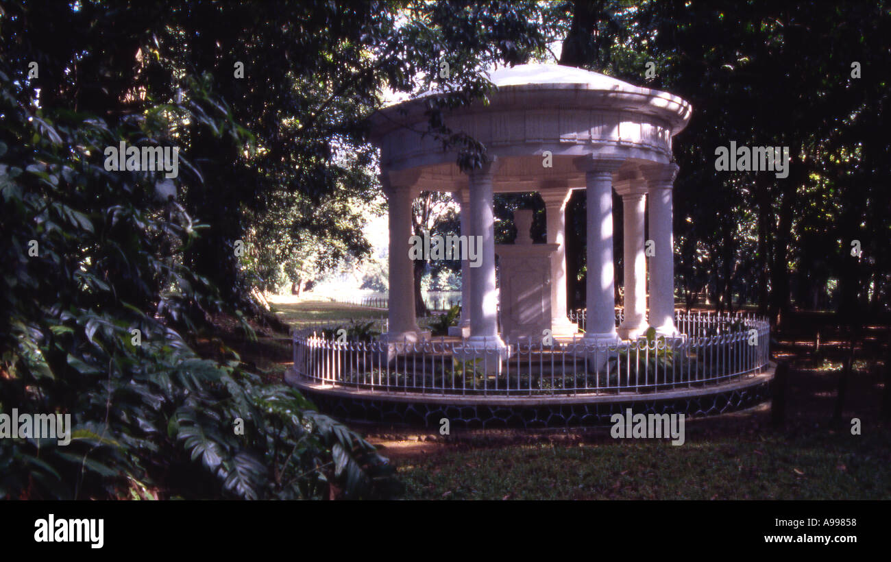 Indonesien Bogor Memorial Denkmal von Olivia Raffles im Botanischen Garten Stockfoto