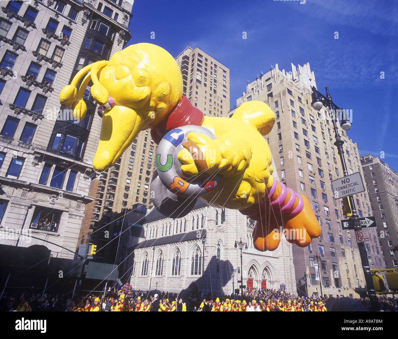 GELBER GROSSER VOGELBALLON (©JIM JENSON 1969) MACY THANKSGIVING DAY PARADE MANHATTAN NEW YORK CITY USA Stockfoto