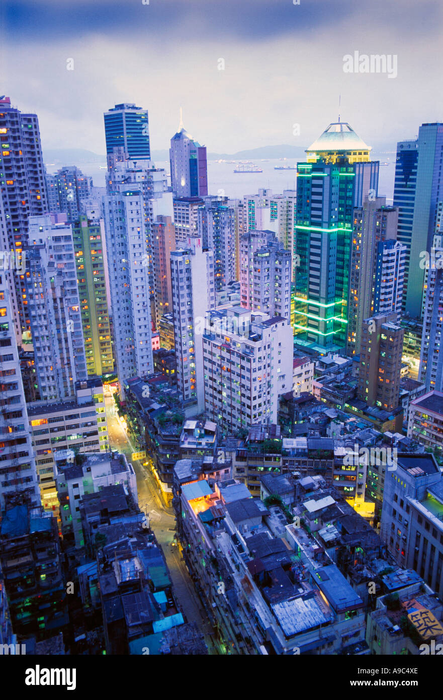 Westregion in Hongkong Kanton China hohe und niedrige Häuser kommerzielle und Wohnbereich Stockfoto