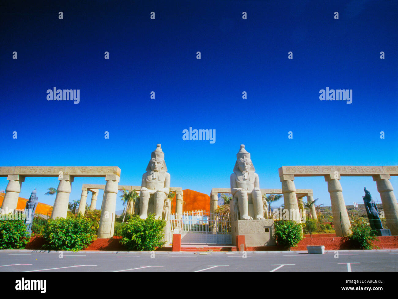 Palacio de Congresos Casino Playa de Las Americas Urlaub Resort Teneriffa Insel Canaria Kanaren Spanien Stockfoto