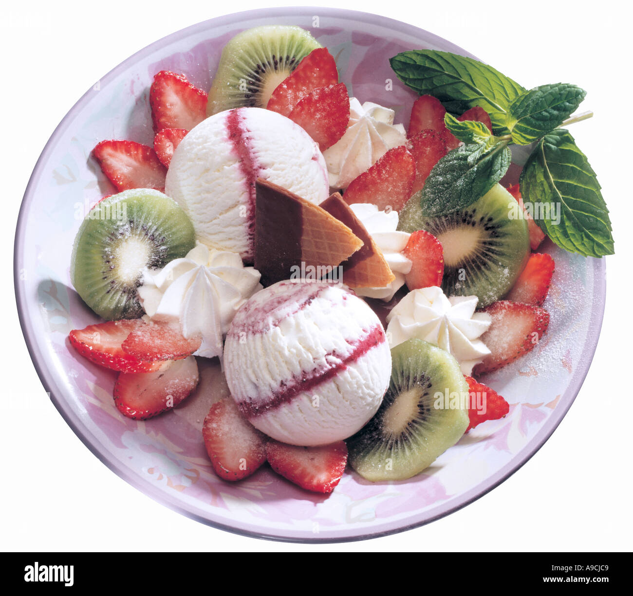 Eis Joghurt, Waldbeeren mit Früchten Stockfoto