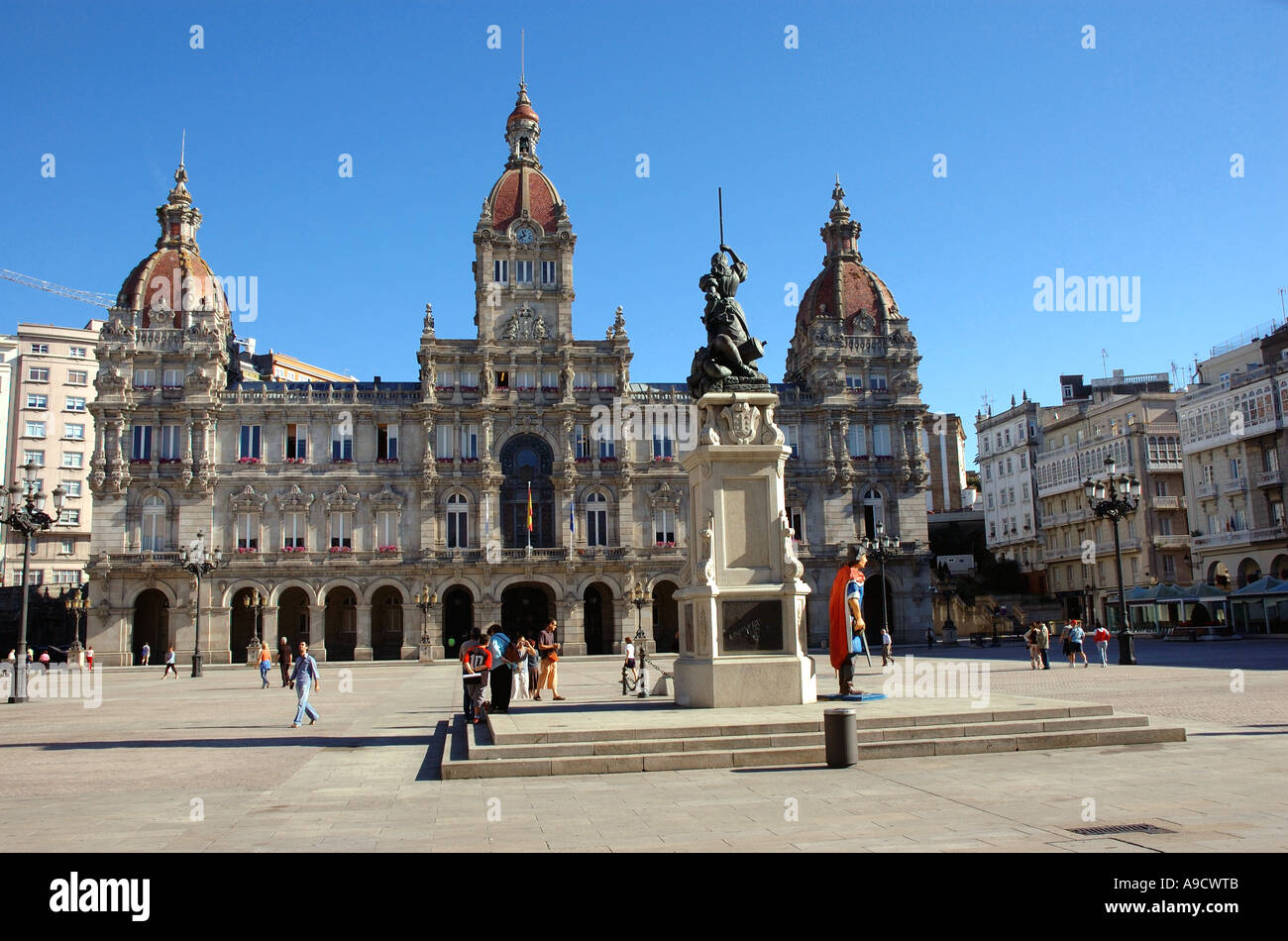 Ansicht des Platzes Maria Pita mit seiner prächtigen Rathaus Gebäude La Coruña A La Coruña Corunha Galizien Spanien Europa Stockfoto