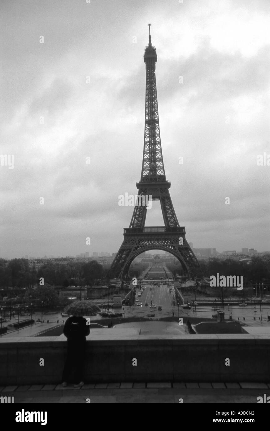 Zeigen Sie herrliche Tour Eiffel-Turm, einer der höchsten Eisen-Gebäude in der Welt Paris Frankreich-Nordeuropa an Stockfoto