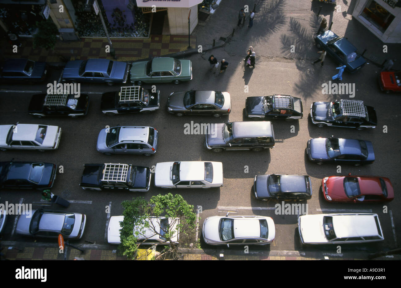 Panoramablick auf der Straße über dem geschäftigen Innenstadt Kairo Arabische Republik von Ägypten ägyptische Nordafrika, Naher Osten Stockfoto