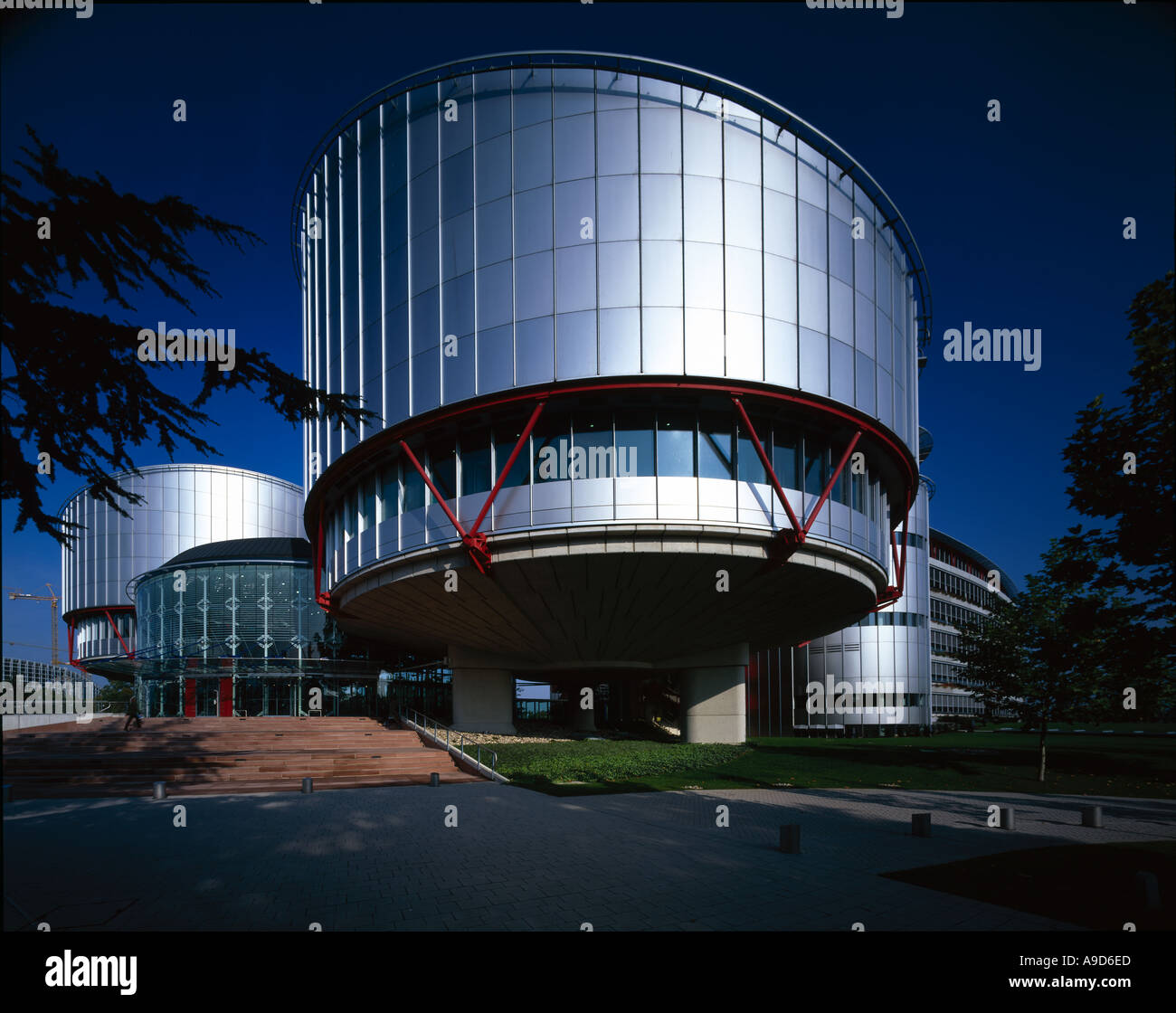 Europäischer Gerichtshof für Menschenrechte, Straßburg (1989-95). Architekt: RICHARD ROGERS PARTNERSHIP Stockfoto