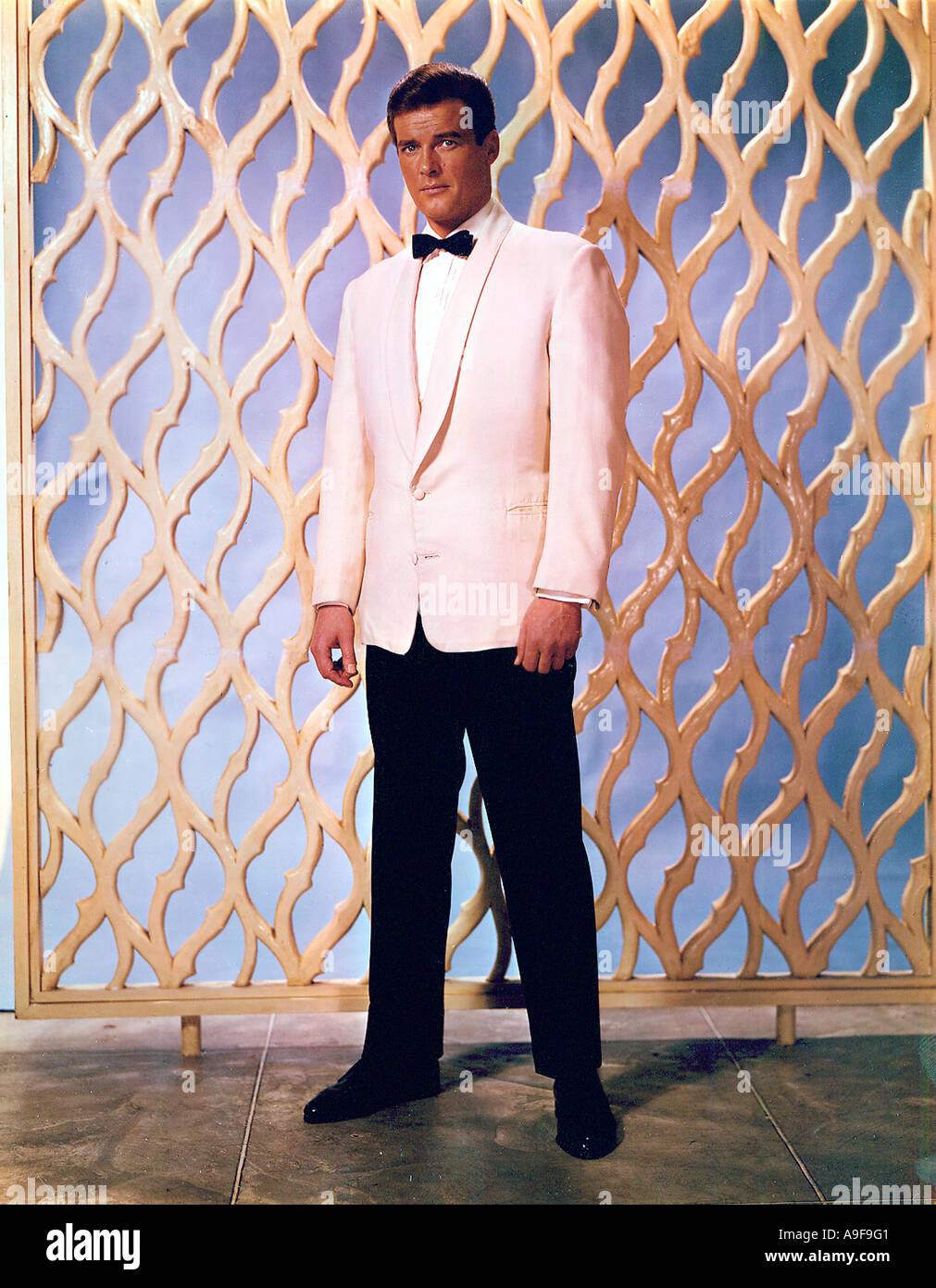 ROGER MOORE: The Saint in der Fernsehserie der 1970er Jahre Stockfoto